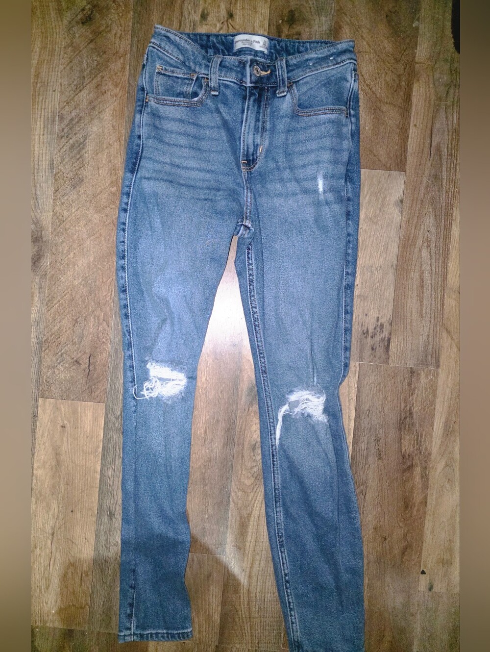 Womens Abercrombie And Fitch Jeans